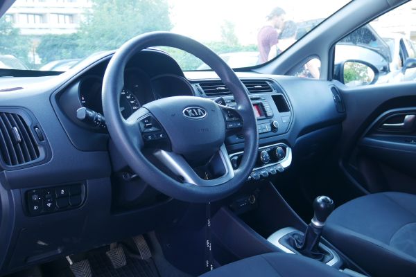 Kia Rio - Galeria [10]