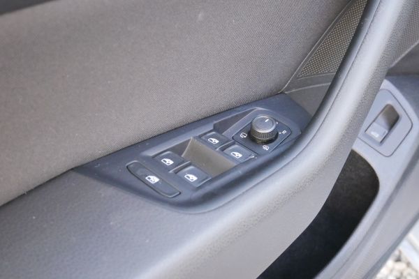 Volkswagen Passat - Galeria [25]