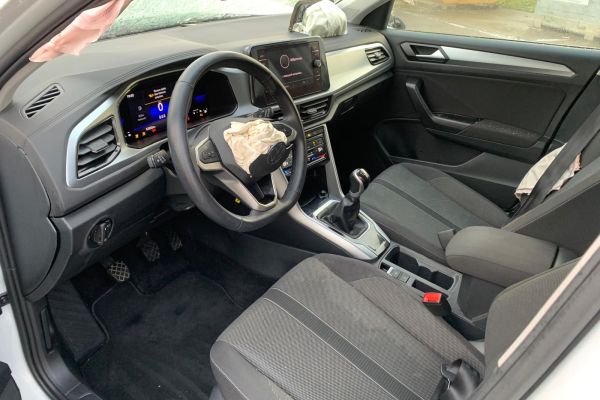 Volkswagen T-Roc - Galeria [20]