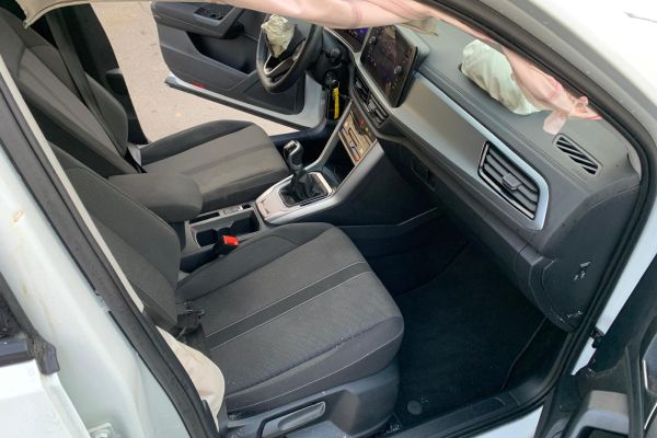 Volkswagen T-Roc - Galeria [24]