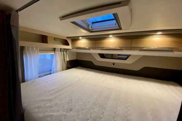 KNAUS SKY TI 700 - Galeria [18]