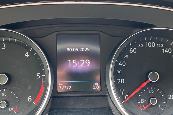 Volkswagen Passat - Galeria [41]