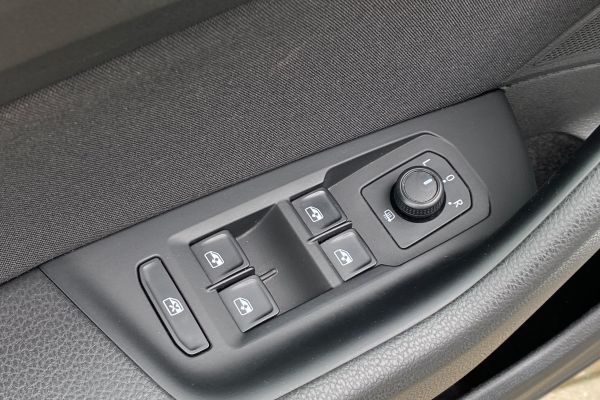 Volkswagen Passat - Galeria [44]