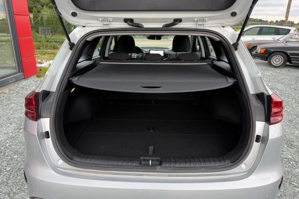 Kia Ceed - Galeria [14]