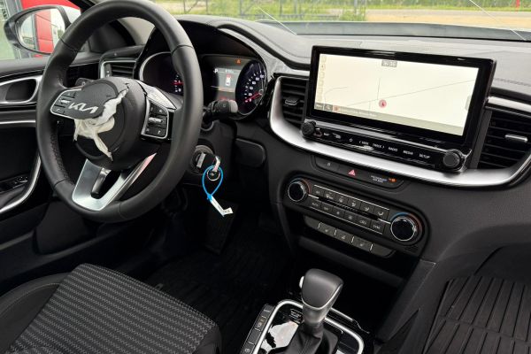 Kia Ceed - Galeria [17]