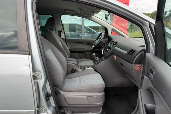 Ford C-Max - Galeria [13]