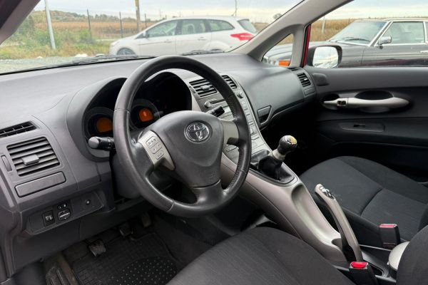 Toyota Auris - Galeria [12]