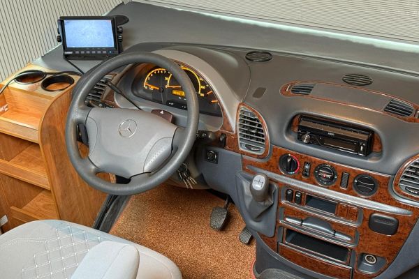 Mercedes-Benz RMB - Galeria [23]