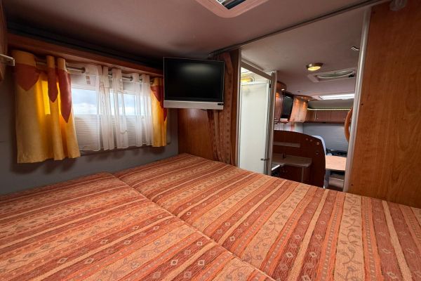 Mercedes-Benz RMB - Galeria [32]