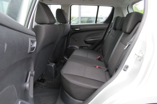 Suzuki Swift - Galeria [18]
