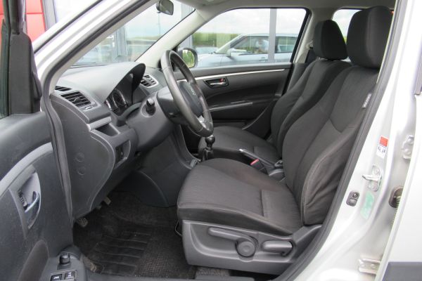 Suzuki Swift - Galeria [19]