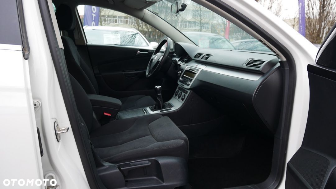 Volkswagen Passat - Galeria [12]