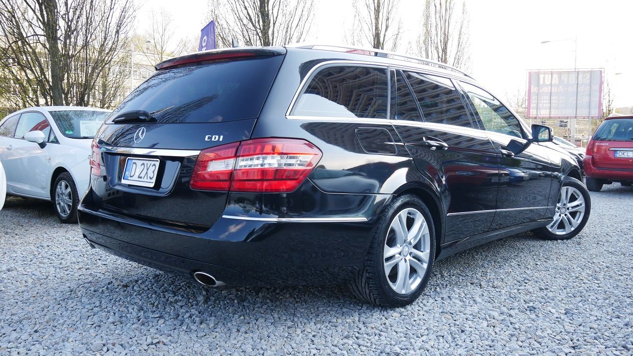 Mercedes-Benz E-Klasa - Galeria [5]
