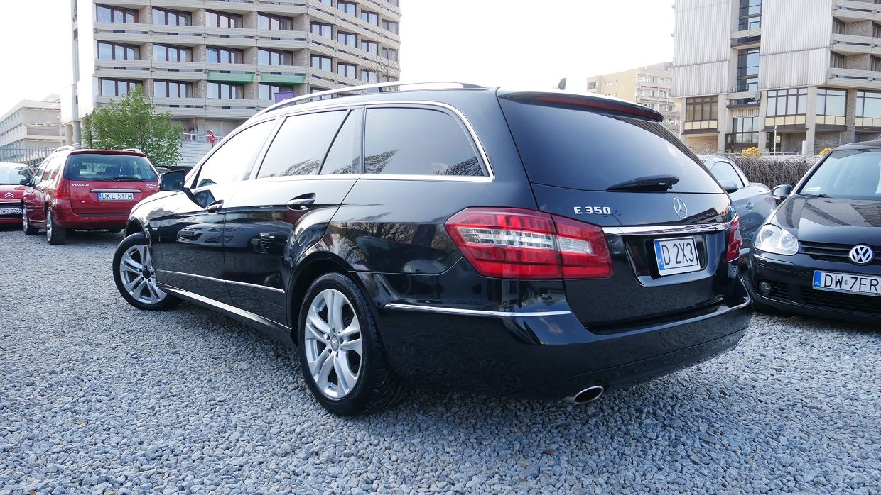 Mercedes-Benz E-Klasa - Galeria [8]