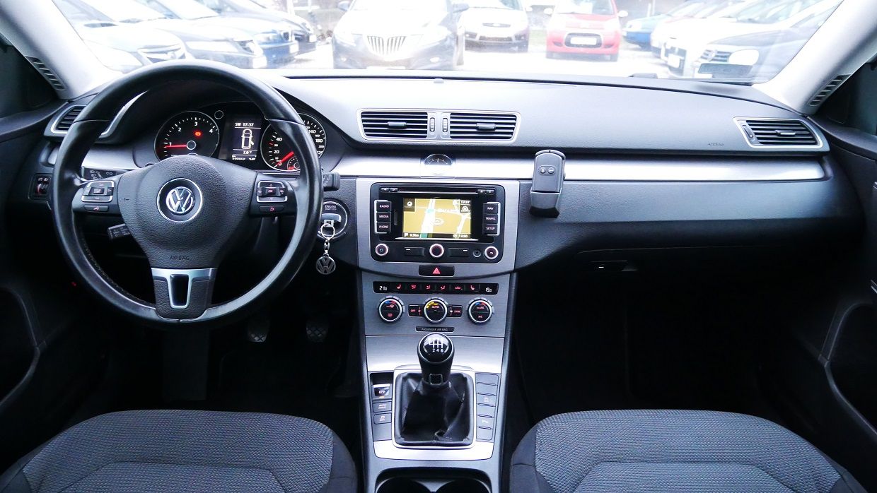 Volkswagen Passat - Galeria [8]