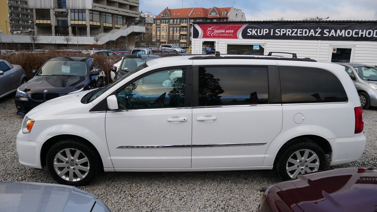 Chrysler Town & Country - Galeria [13]