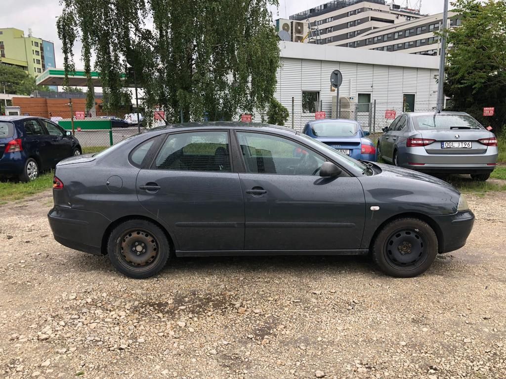 SEAT Cordoba - Galeria [7]