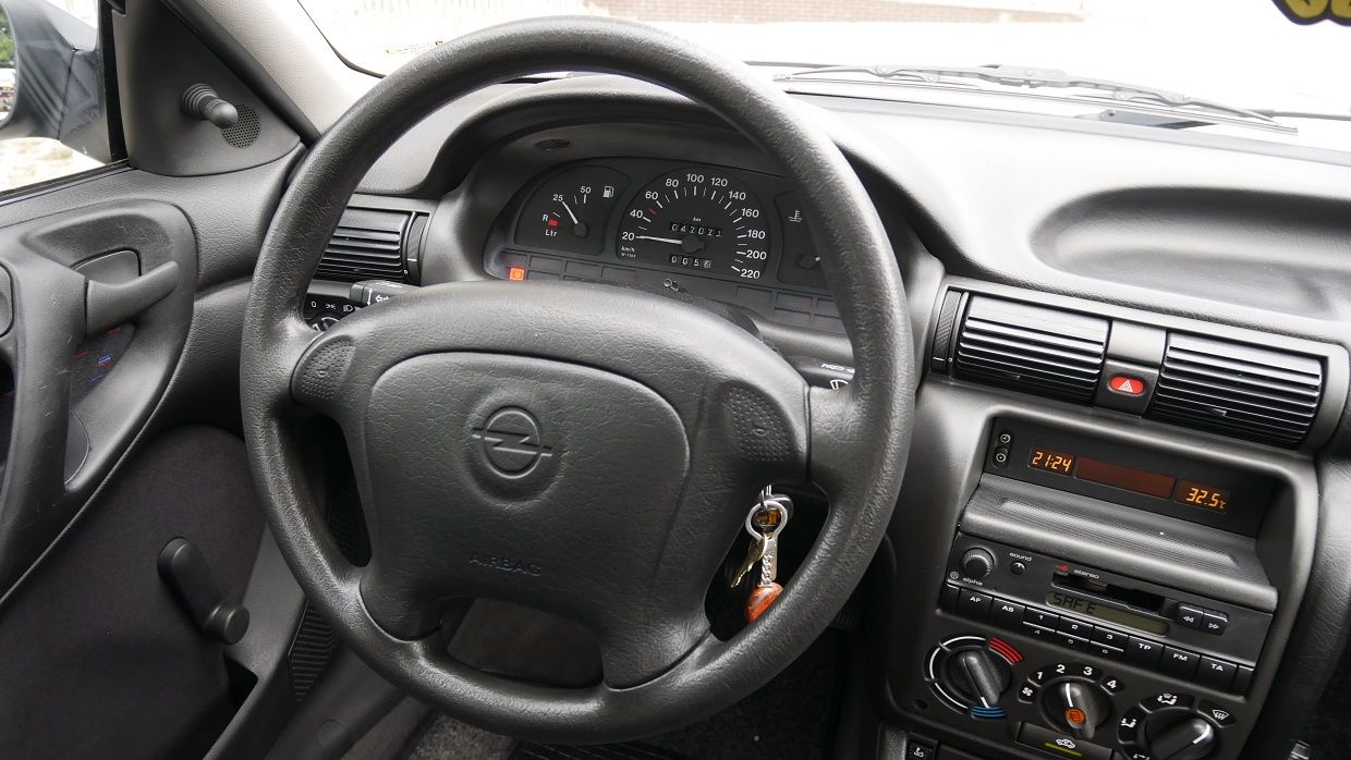 Opel Astra - Galeria [16]