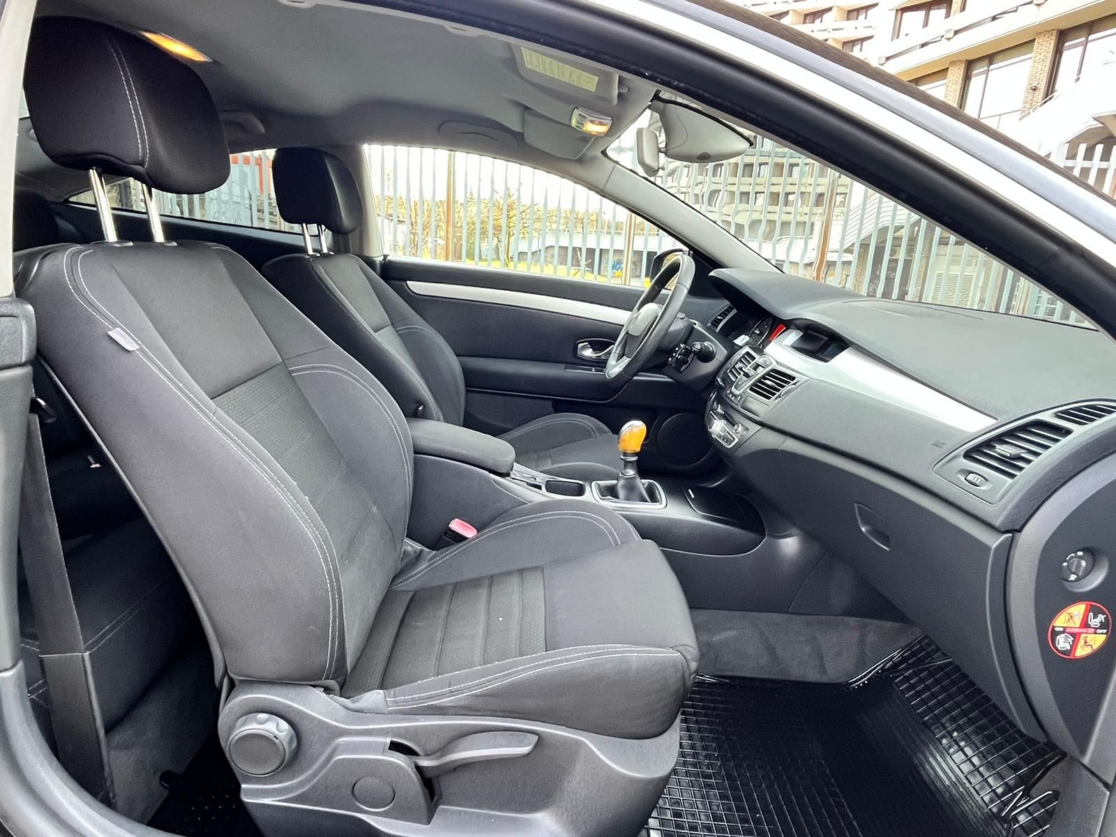 Renault Laguna - Galeria [11]
