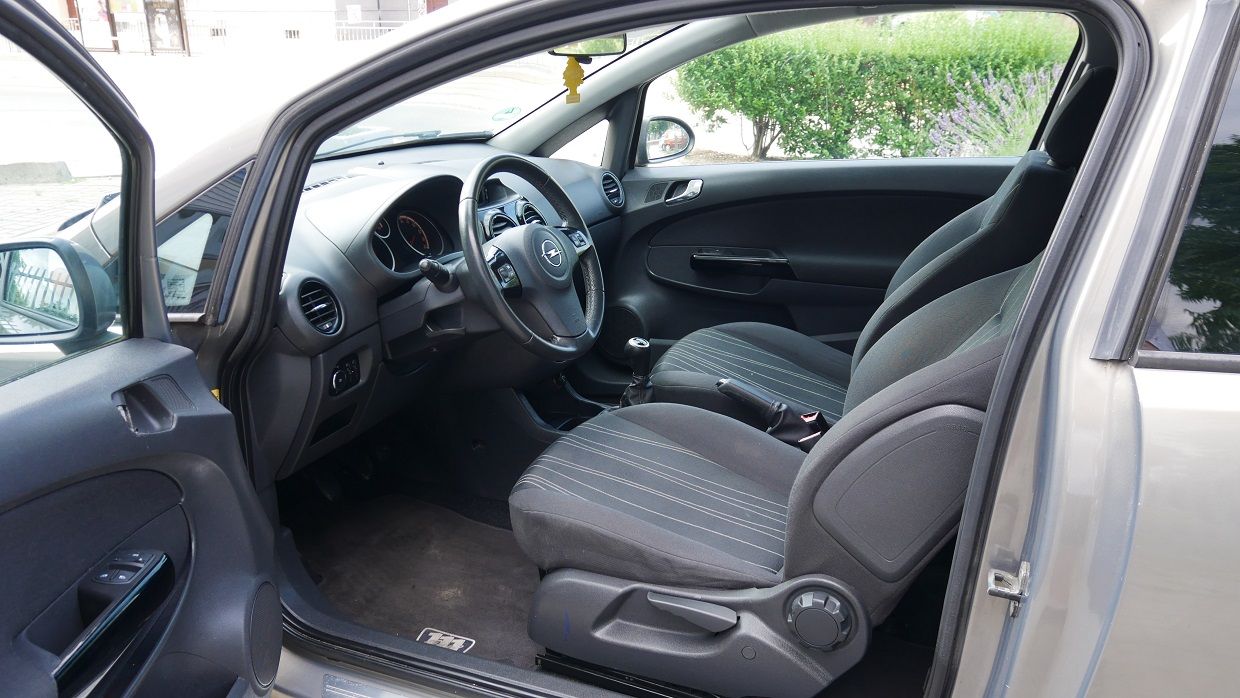 Opel Corsa - Galeria [9]