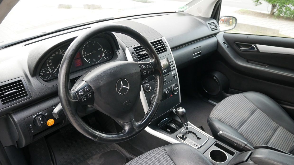 Mercedes-Benz A-Klasa - Galeria [10]