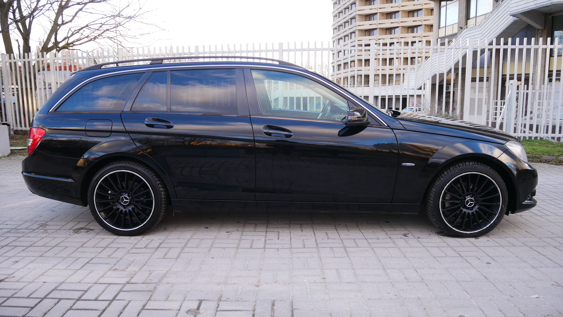 Mercedes-Benz C-Klasa - Galeria [4]