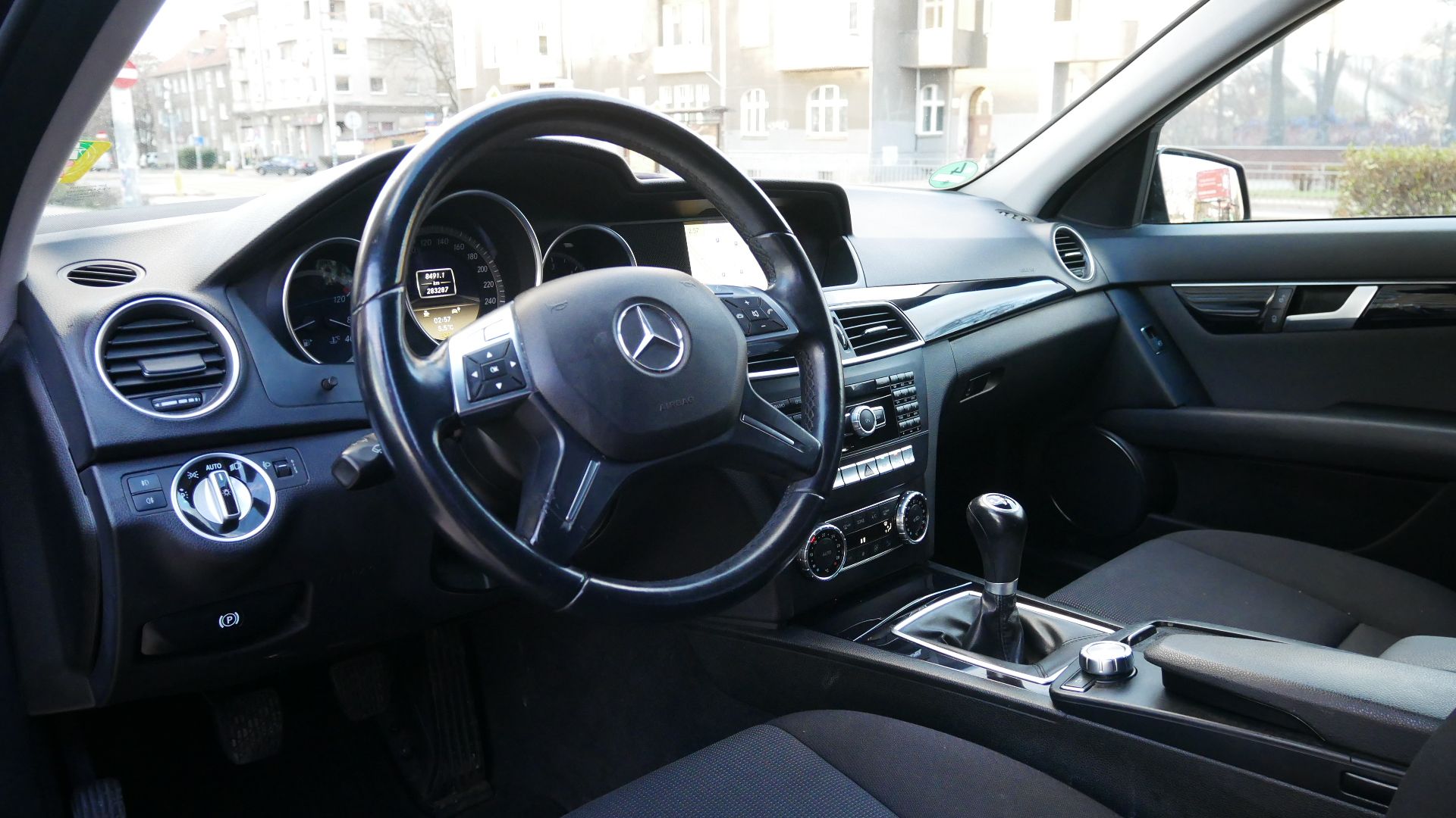 Mercedes-Benz C-Klasa - Galeria [8]