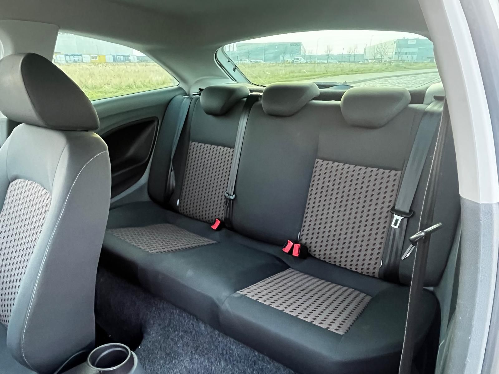 SEAT Ibiza - Galeria [10]